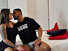 Tiffany Montavani Fucks Big-Butt TS